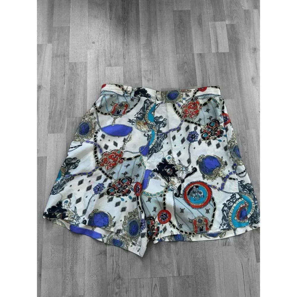 Snow 100% Silk Shorts French Graphic Print Size Medium